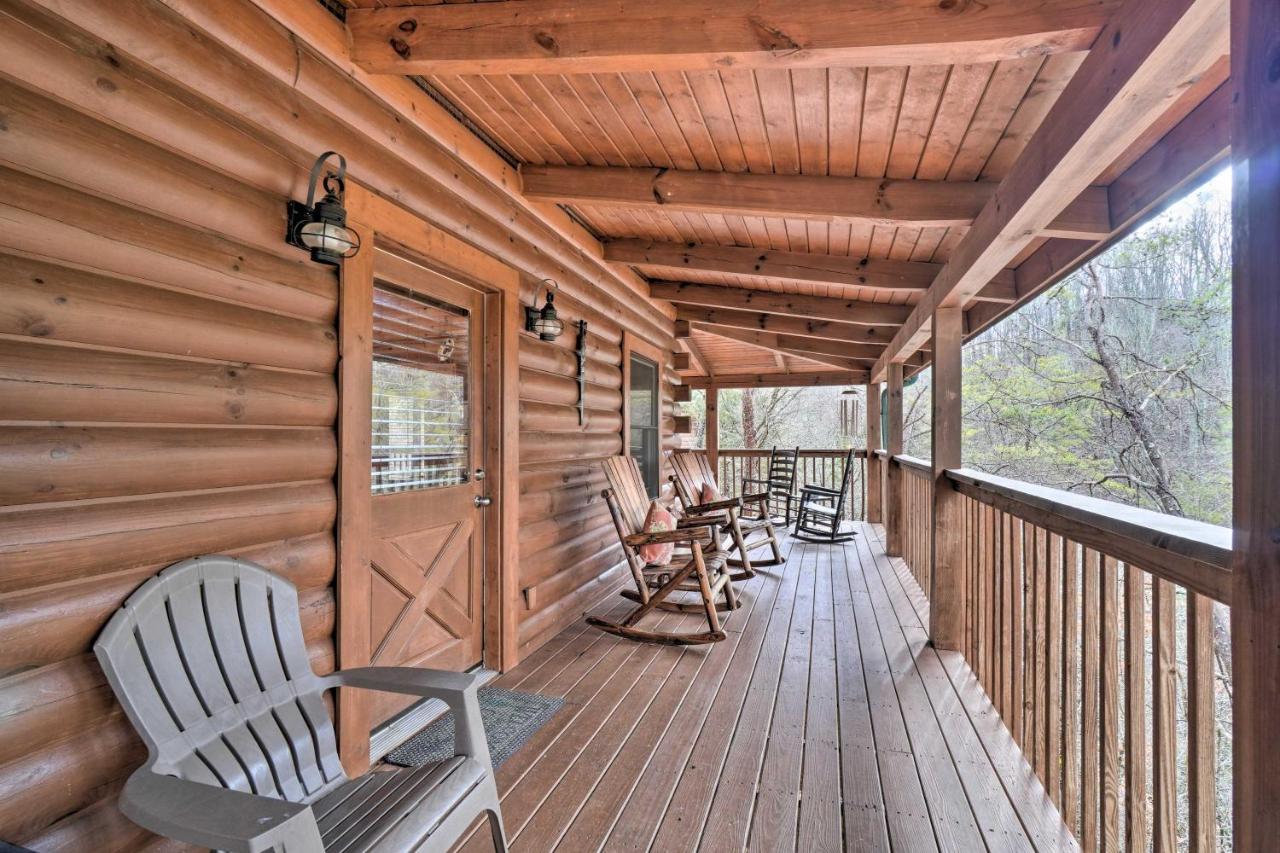 Inviting Sevierville Cabin With Deck And Hot Tub! 外观 照片