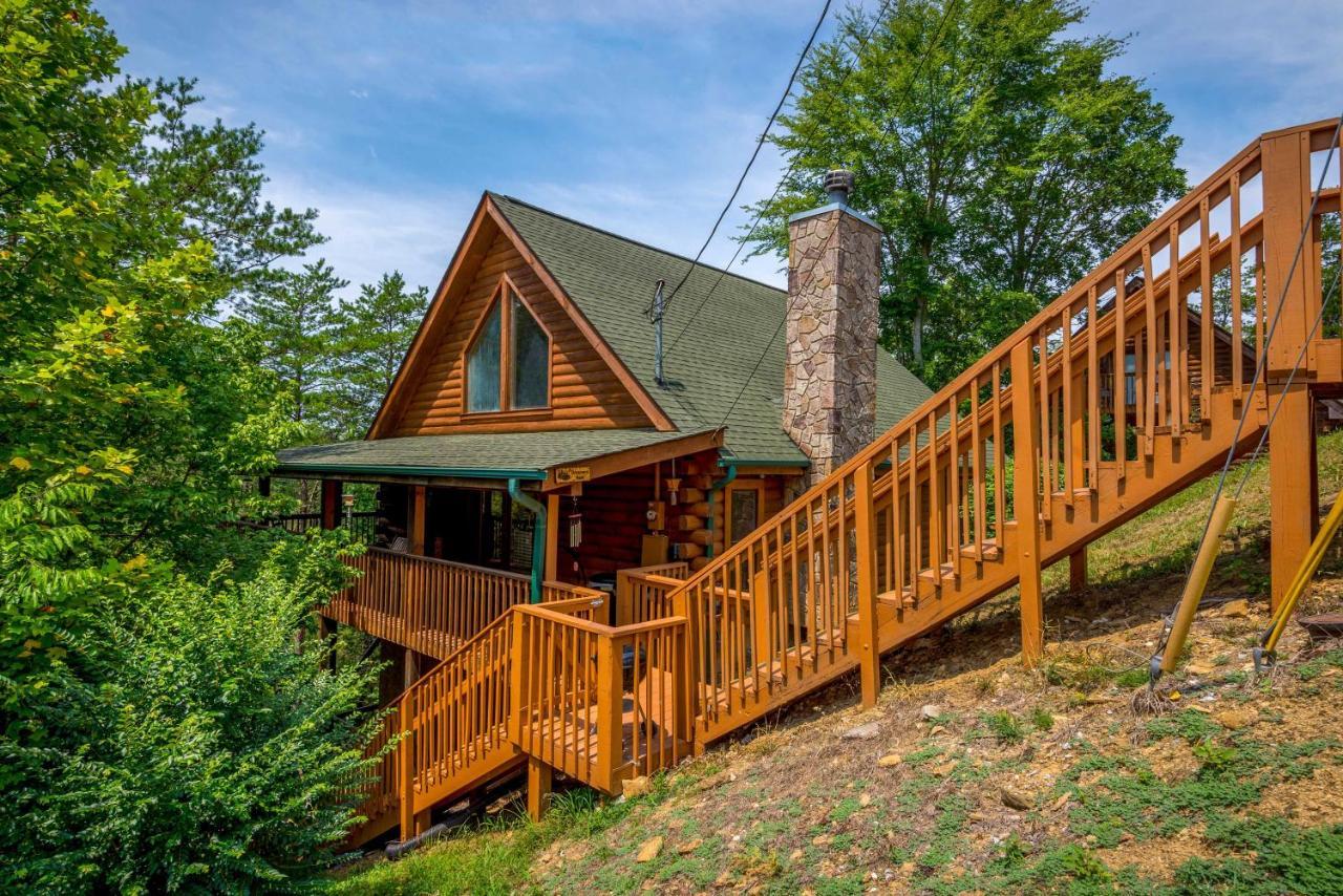 Inviting Sevierville Cabin With Deck And Hot Tub! 外观 照片