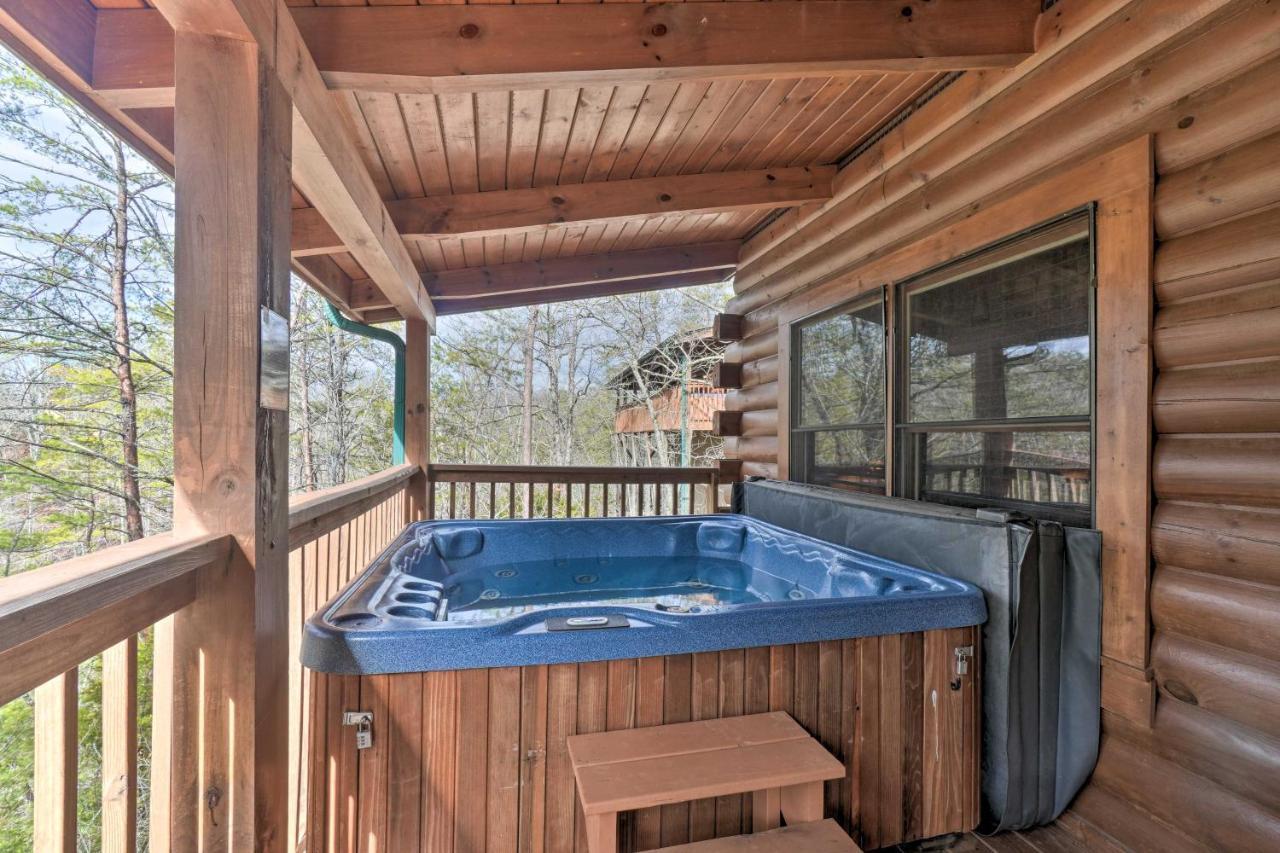 Inviting Sevierville Cabin With Deck And Hot Tub! 外观 照片