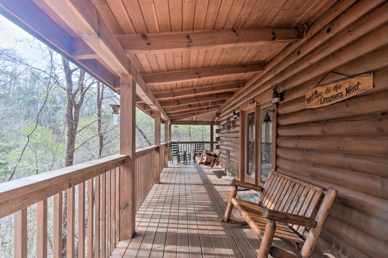 Inviting Sevierville Cabin With Deck And Hot Tub! 外观 照片
